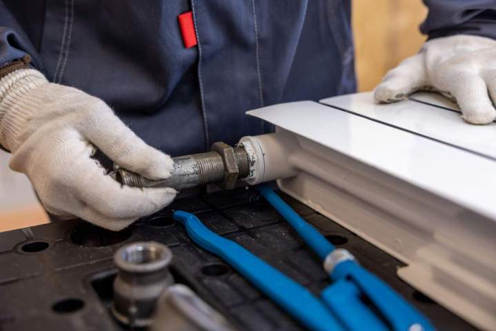 Pose de systèmes de chauffage électrique efficaces